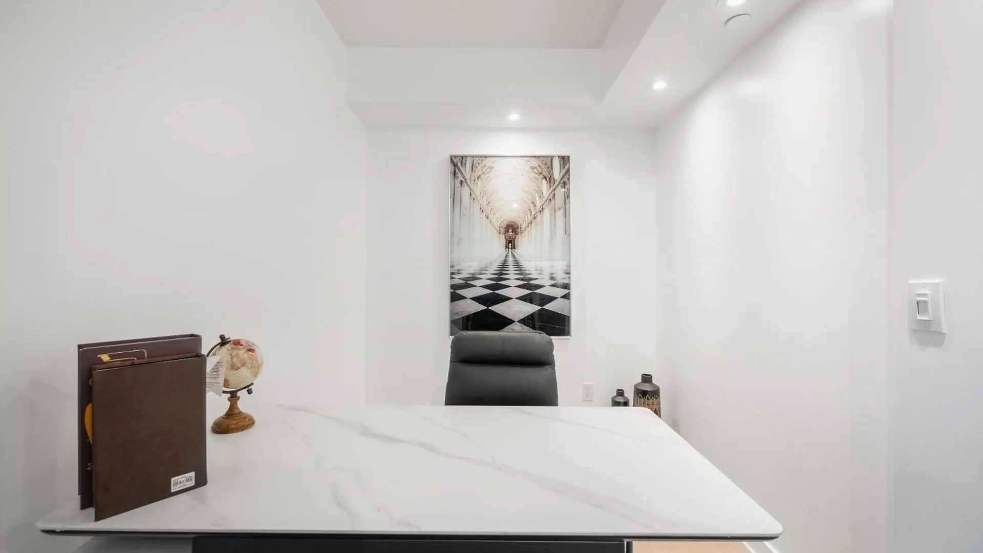 Sleek 1Br & Office Condo - Cn Tower, Skyline View Toronto 0*,