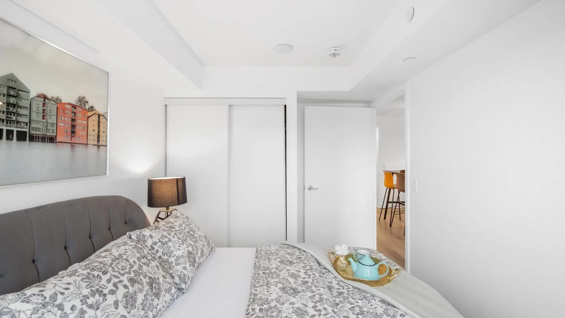 Lejlighed Sleek 1Br & Office Condo - Cn Tower, Skyline View Toronto