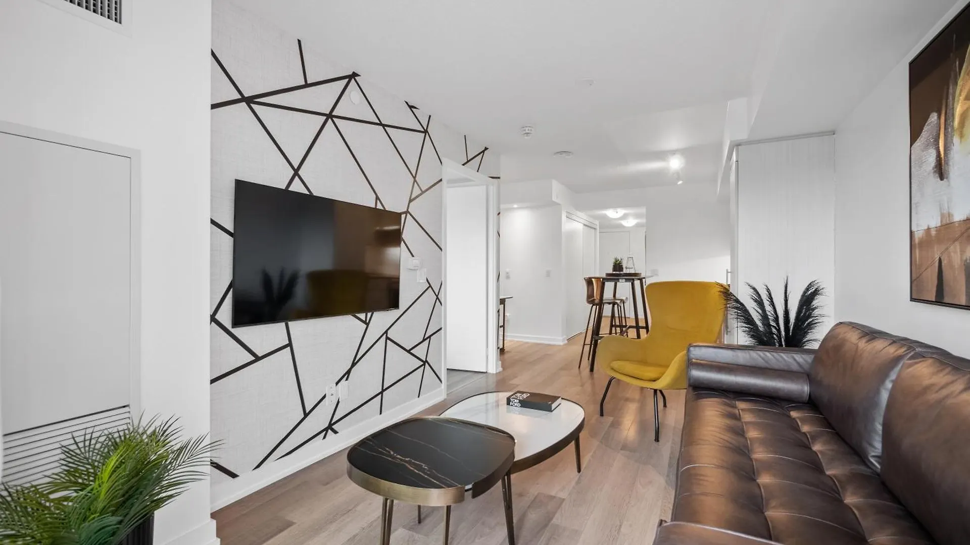 Lejlighed Sleek 1Br & Office Condo - Cn Tower, Skyline View Toronto