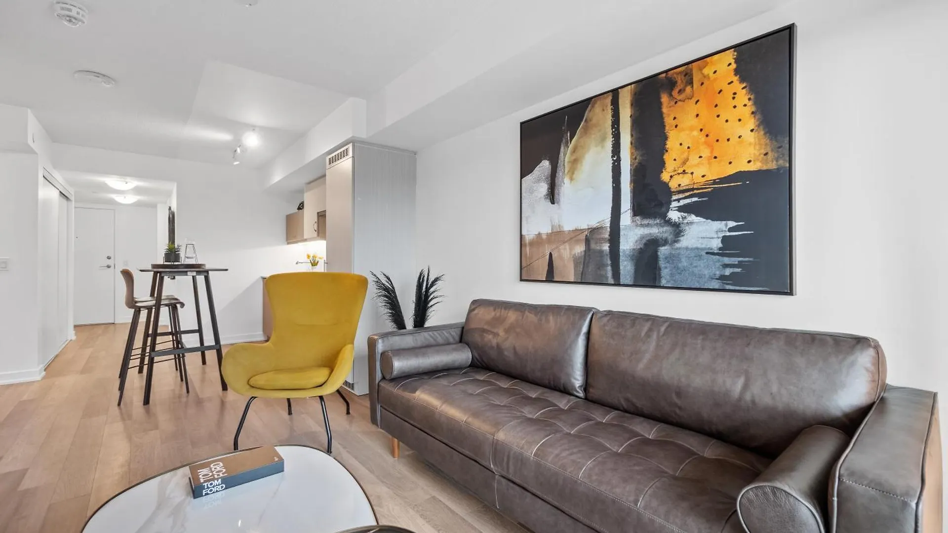 Sleek 1Br & Office Condo - Cn Tower, Skyline View Toronto 0*,  Canada