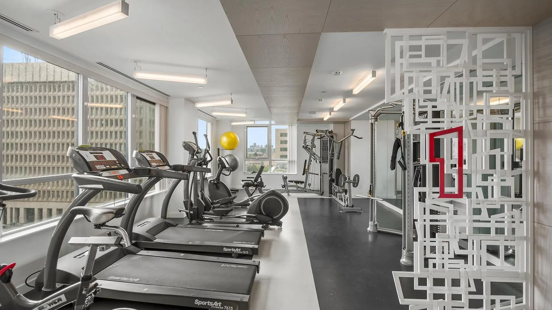 Sleek 1Br & Office Condo - Cn Tower, Skyline View Toronto
